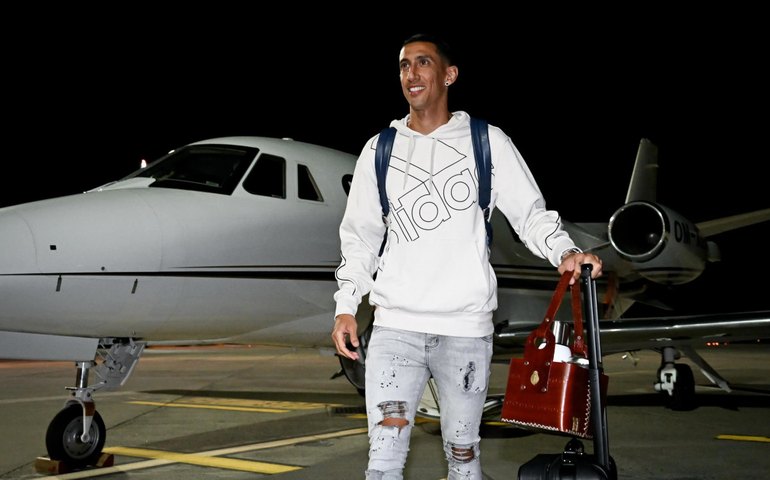 Juventus oficializa contratação de Di María e indica acerto com Pogba