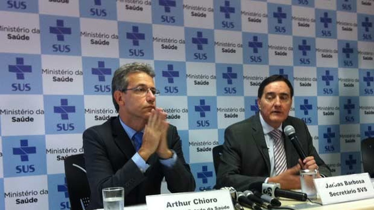 Marcelo Castro diz que Senado pode pedir agenda de Bolsonaro com pastores