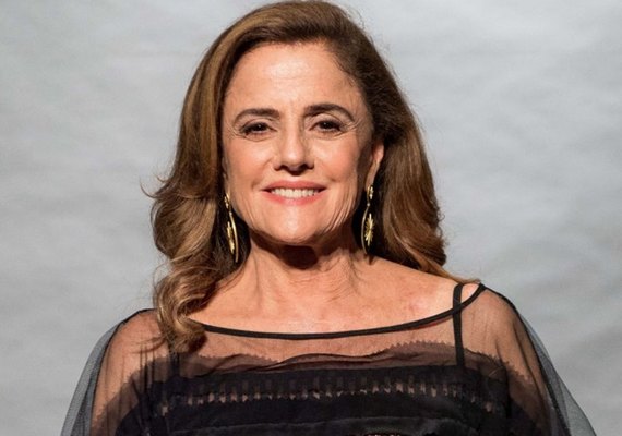 Marieta Severo rouba a cena  em &#8216;O Outro Lado do Paraíso&#8217;