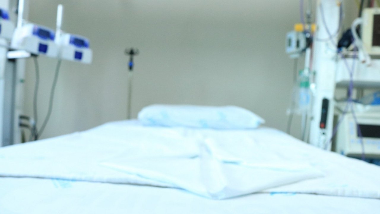 RJ: Justiça ordena que todos leitos de hospitais de campanha fiquem à disposição