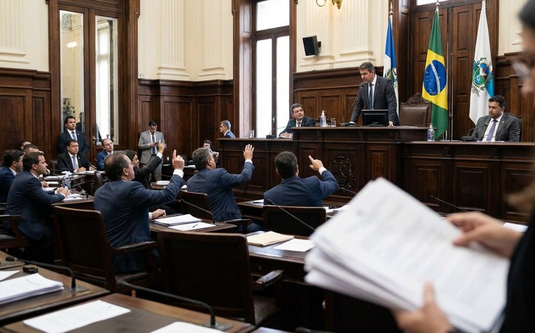 Homenagem a Ramagem, contas do Castro e Propag: sob nova direção, Alerj desengaveta quase 500 projetos antes do recesso