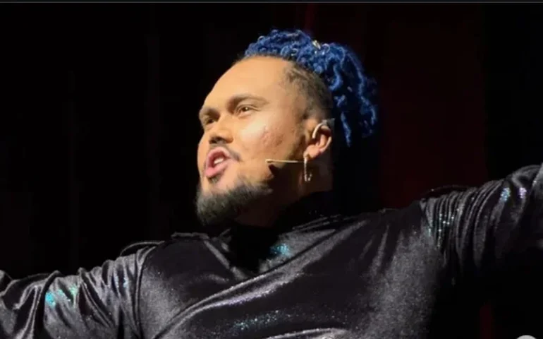 De 'Rei do Bis' ao 'Cowboy Vagabundo': relembre artistas que morreram durante apresentações