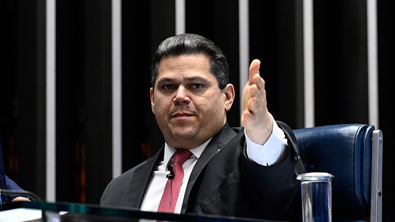Senado terá semanas de esforço concentrado após o recesso, anuncia Davi