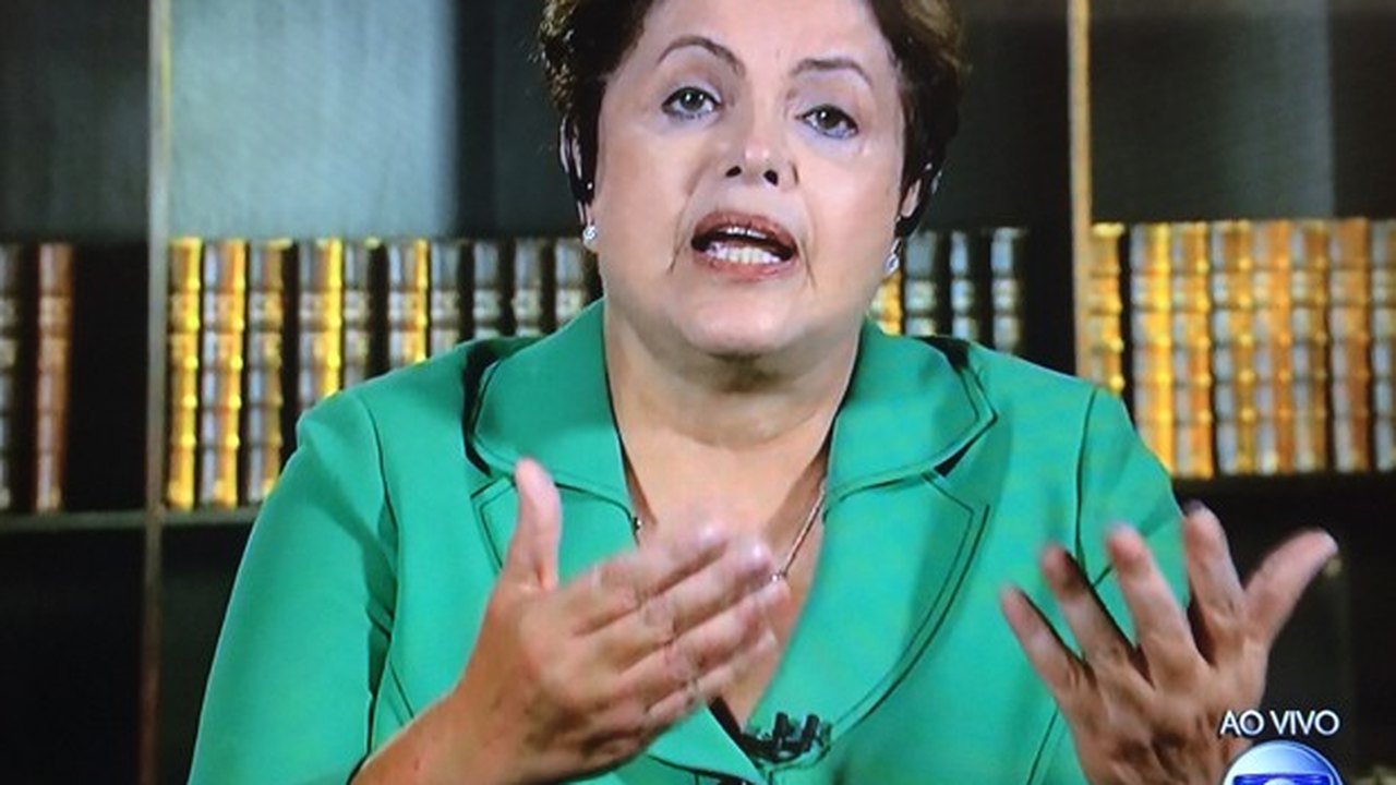 Dilma promete anunciar mudanças na equipe econômica em novembro e esclarecer corrupção na Petrobras