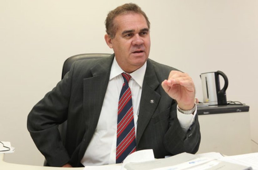 Banco deve pagar R$ 10 mil a cliente que teve cartão furtado dentro de agência