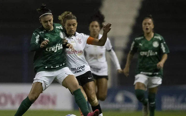 Corinthians elimina o Palmeiras e pega o São Paulo na final do Brasileirão Feminino