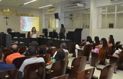 Palestra sobre Marketing Digital para Pequenos Negócios atrai Empreendedores de Coruripe