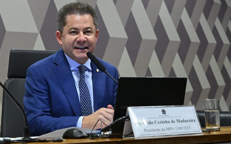 Comissão mista debate Plano Brasil Soberano com representantes do governo