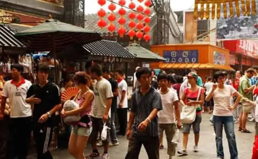 População da China encolhe pelo terceiro ano consecutivo