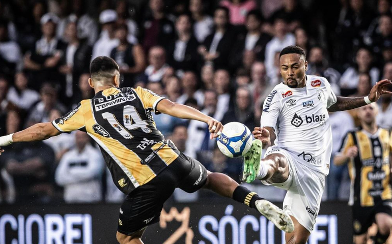 Com um a menos, Santos empata com Amazonas, fica em 2º, e é vaiado na Vila Belmiro