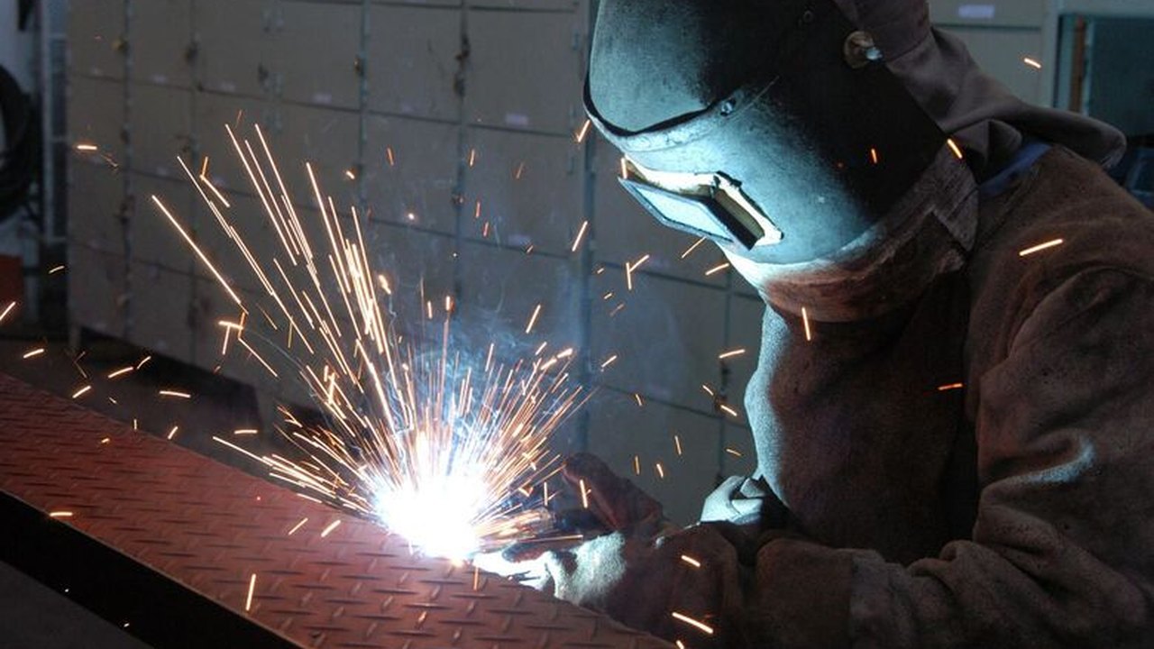 Confiança do Empresário Industrial cai pelo terceiro mês consecutivo