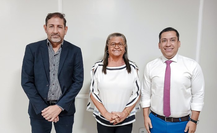 Prefeita Tia Júlia está otimista que o curso entre em funcionamento em 2027