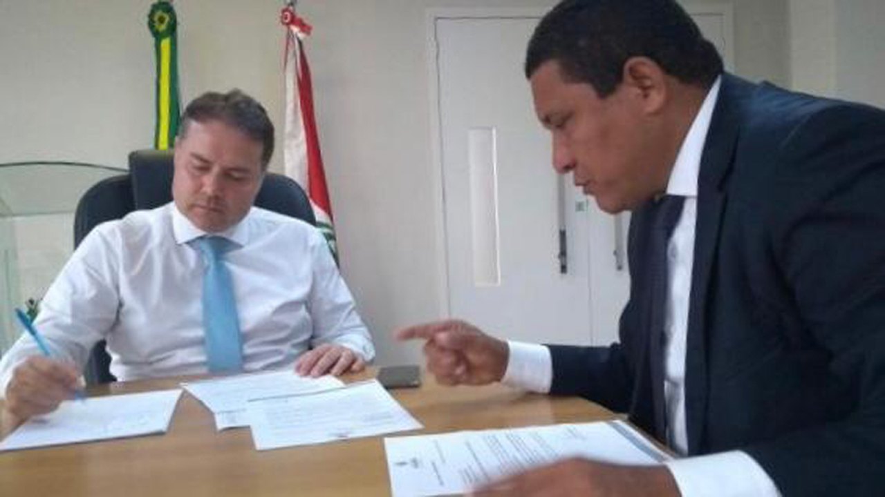 Governador Renan Filho e o prefeito Júlio Cezar retomam obras importantes em Palmeira dos Índios