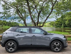 Peugeot aposta na tecnologia híbrida e amplia vendas da linha 2008 2026 - Sérgio Dias (25).jpeg 