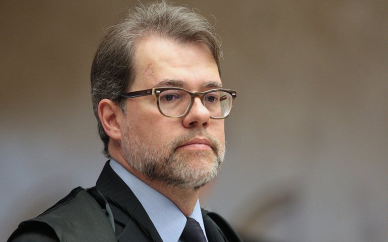 Decisão de Toffoli sobre acareação no caso Banco Master causa incômodo na PGR e no BC