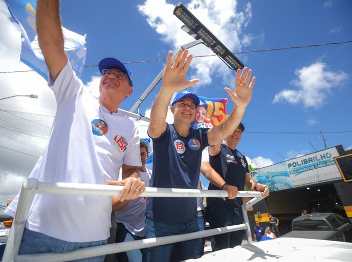 Caravana de Renan Filho arrasta multidão em Maceió, Rio Largo e Marechal Deodoro