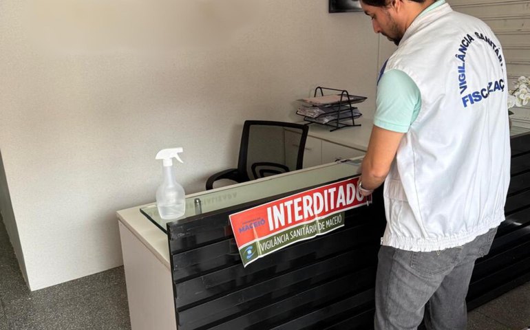 Vigilância Sanitária interdita clínica odontológica na parte alta da cidade