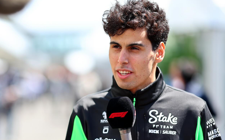 Bortoleto exalta importância de Alonso em seu início na F-1: 'Eu não estaria aqui sem ele'