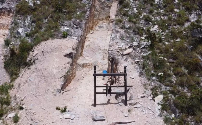 Garimpo ilegal devasta Raposa Serra do Sol e submete jovens indígenas a condições análogas à escravidão em Roraima