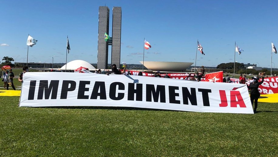 Impeachment é golpe