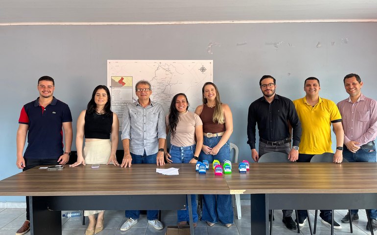 Secretaria de Saúde de Traipu realiza entrega de próteses dentárias