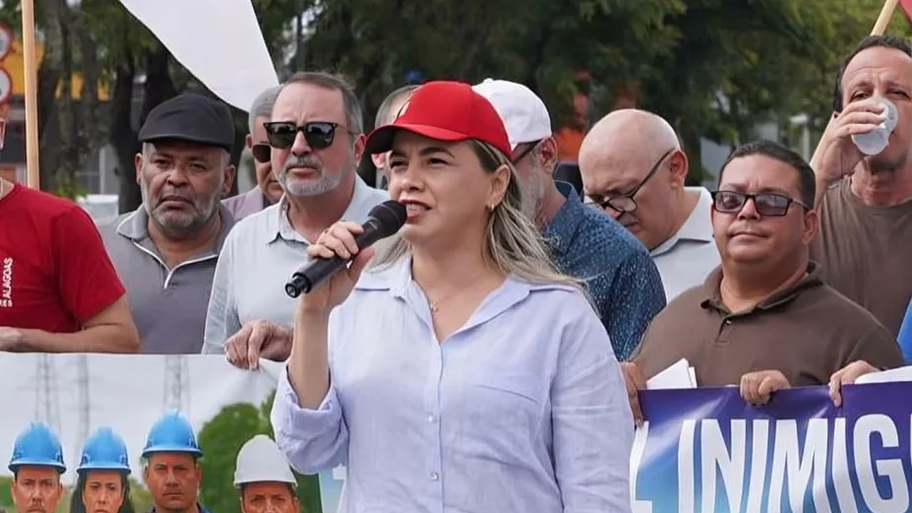 Dafne Orion critica Fábio Costa: 'É desumano querer aumentar ainda mais a jornada de trabalho