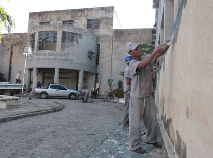 Antiga sede da Seduc será Centro de Educação de Jovens e Adultos
