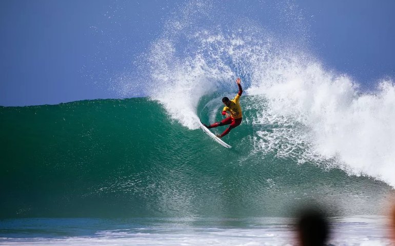 Italo avança às quartas de final e Filipinho é eliminado em Jeffreys Bay
