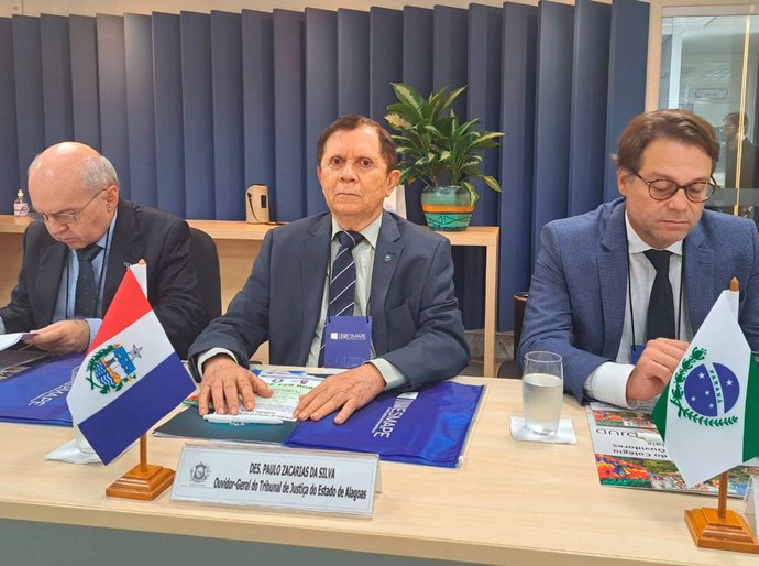 Desembargador Paulo Zacarias participa do XII Encontro de Ouvidores
