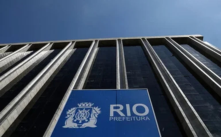 Desigualdade de renda entre negros e brancos diminui no Rio, aponta estudo da prefeitura