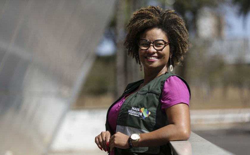 Formados no exterior, brasileiros apostam em recomeço do Mais Médicos