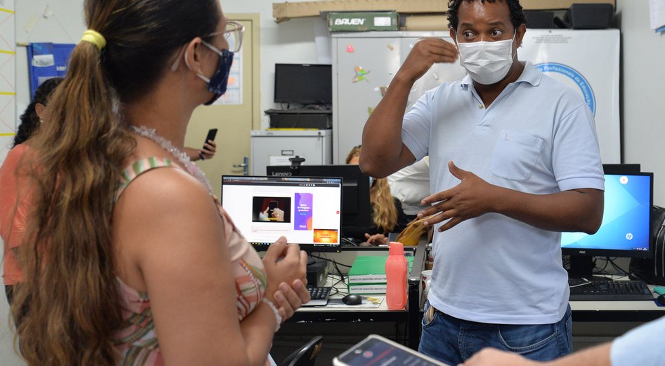 Seduc abre 50 vagas para curso gratuito de Libras em Sergipe