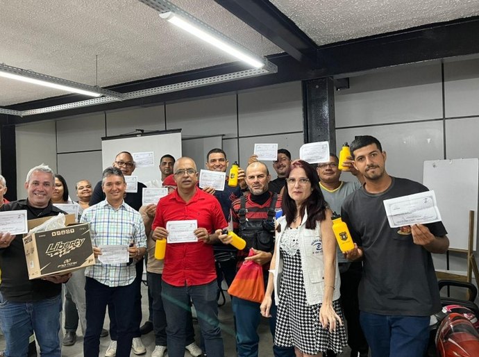 Vigilância Municipal capacita motoetregadores sobre boas práticas sanitárias