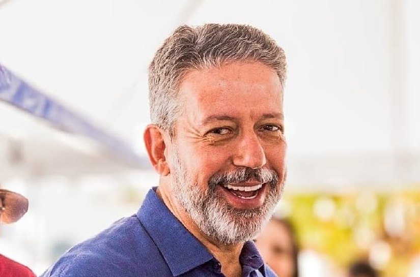 Arthur Lira se consolida como o parlamentar que mais construiu estradas ligando povoados e comunidades rurais às cidades em AL