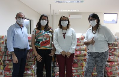 Sindicado de músicos profissionais recebe 50 cestas básicas doadas pelo Sesc Alagoas
