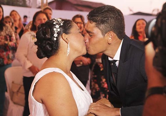 Arapiraca: Centro POP realiza sonho e celebra casamento de moradores de rua
