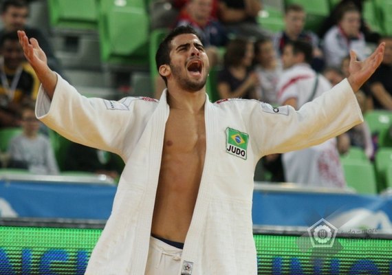 Judoca patrocinado pelo Sesi/AL é bronze no Campeonato Mundial