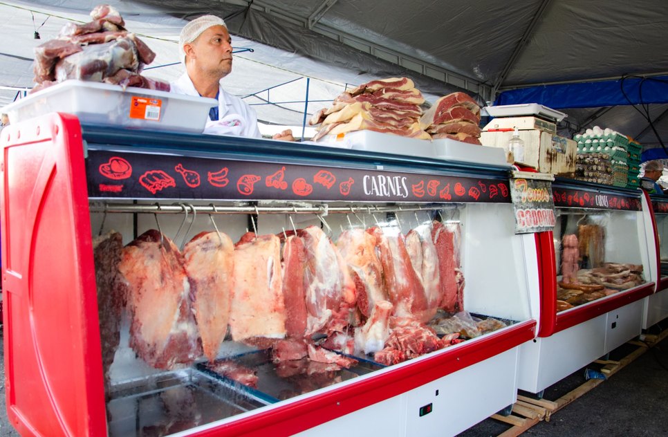 FEIRA LIVRE / Foto: Felipe Goettenauer