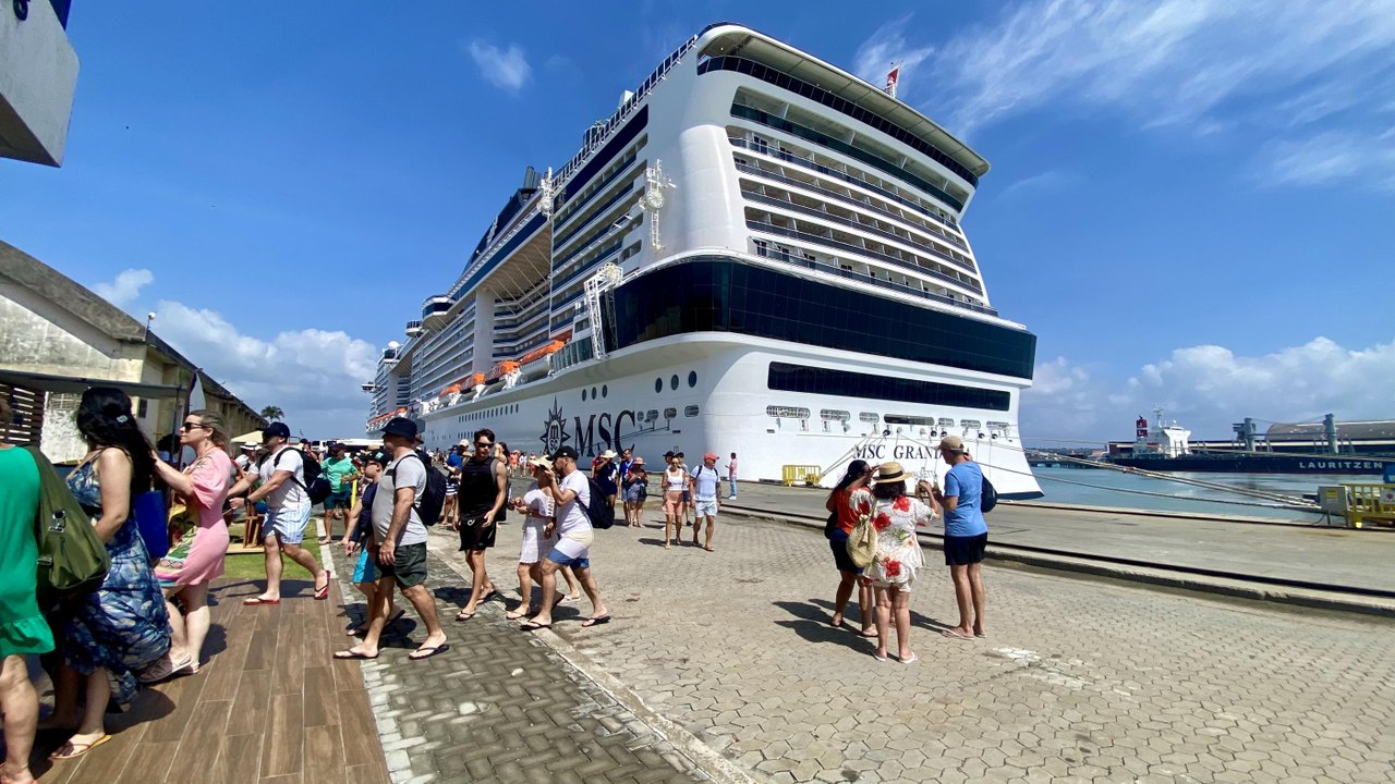 Sesau oferta serviços de saúde a turistas de transatlânticos por meio do Programa Saúde no Porto