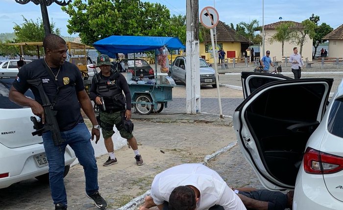 Policiais civis do 17º DP, em Marechal Deodoro, AL, prendeu baianos que aplicavam golpes em bancos