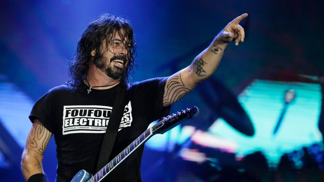 Foo Fighters ignora era da 'audição ansiosa' e faz canção com mais de dez minutos