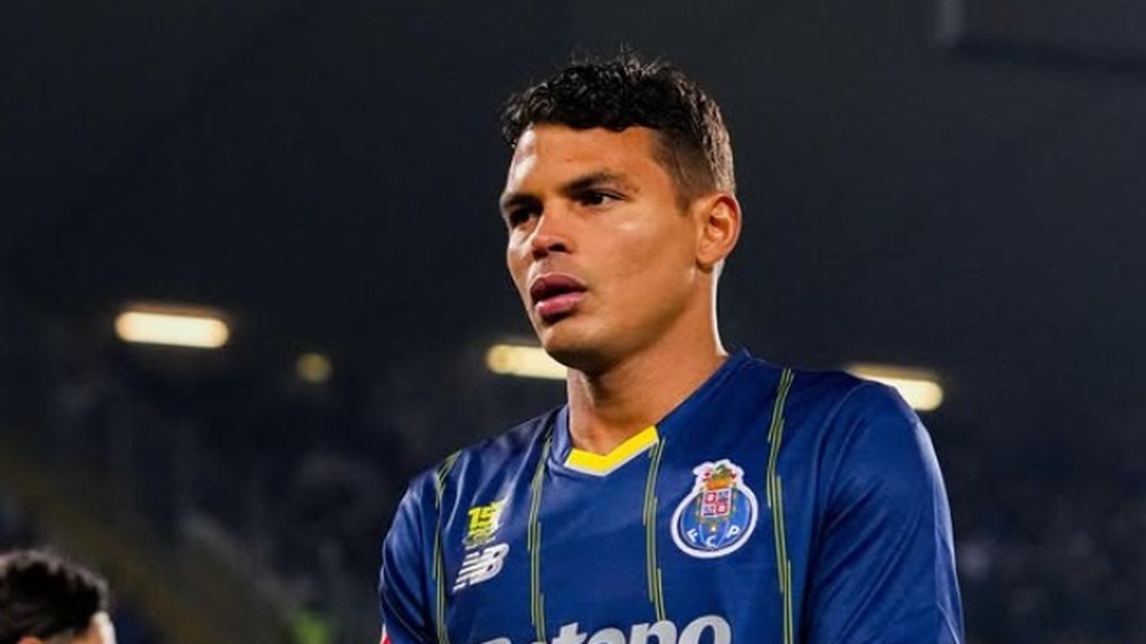 Futuro técnico? Após deixar o Porto, Thiago Silva faz curso para obter Licença A da Uefa, na Escócia