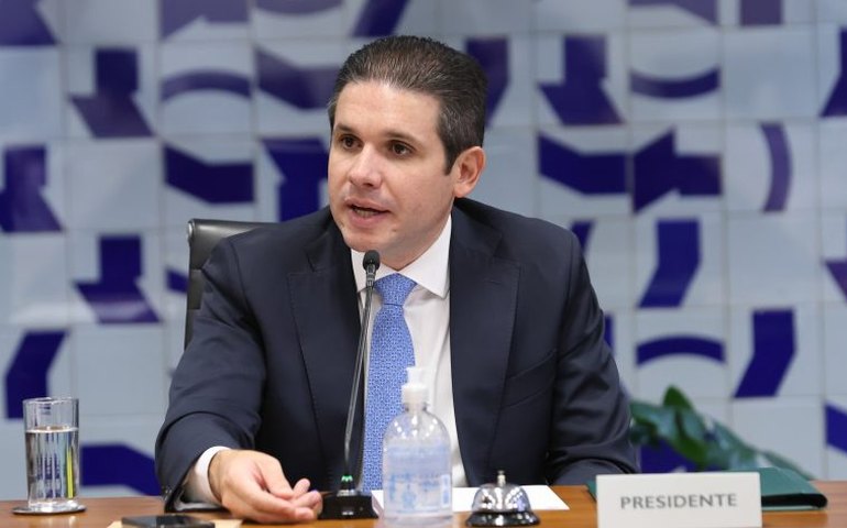 Motta: É impossível que projeto de isenção do IR passe pela Câmara e Senado sem alteração