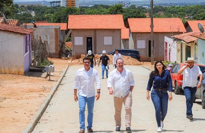 Prefeitura de Arapiraca já pavimentou 90% das ruas em Mangabeiras