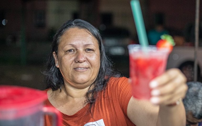 São João de Maceió traz esperança de renda para comerciantes informais