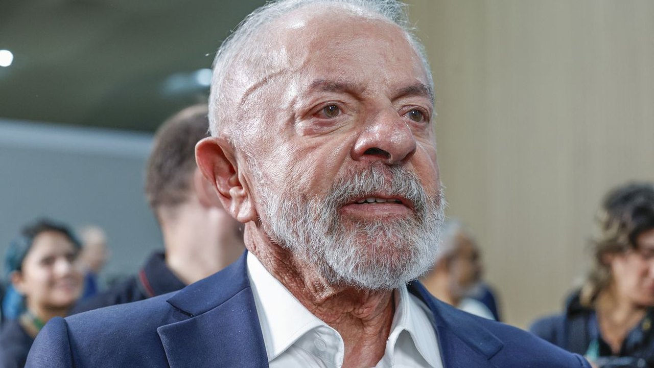 De volta a Brasília, Lula enfrenta definição sobre sucessor de Barroso e sanção da isenção do IR