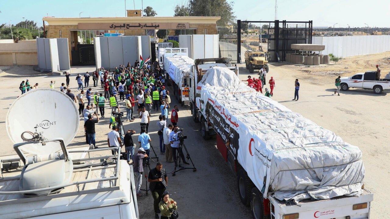 Alimentos e 30 mil kits de higiene: Píer de R$ 1,6 bi construído pelos EUA em Gaza recebe primeiros caminhões de ajuda 