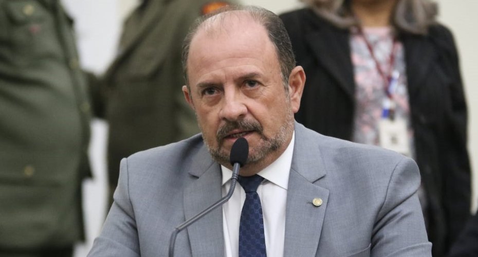 ALE discute em 1º turno projeto que pune torcedores envolvidos em brigas