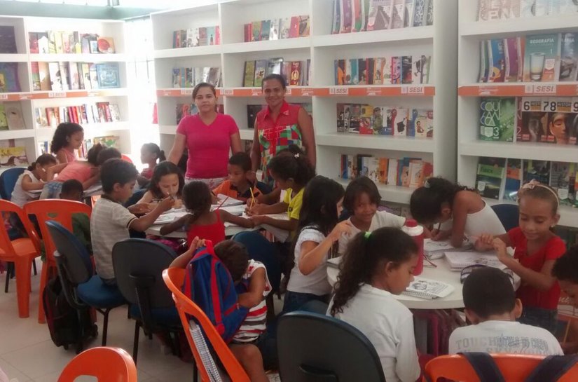Escola Ronalço dos Anjos comemoram o Dia do Livro em Pão de Açúcar