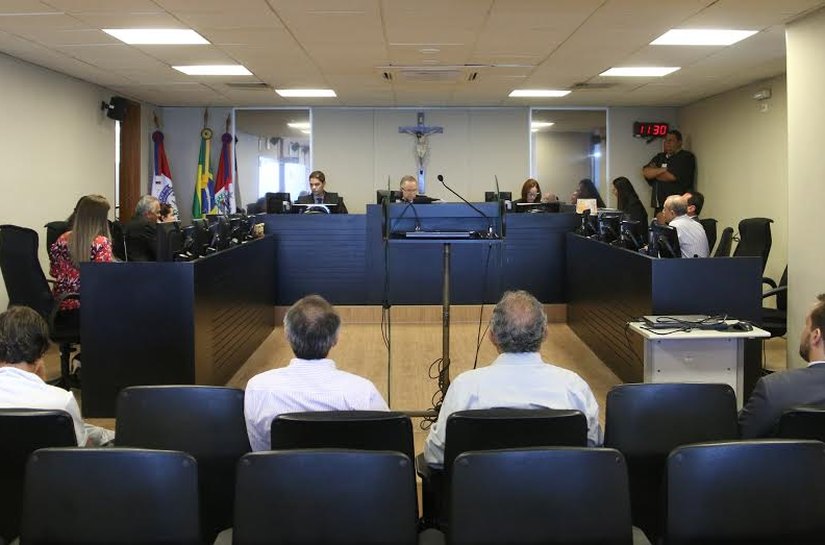 Audiência de conciliação no dissídio de radialistas adiada para o dia 28